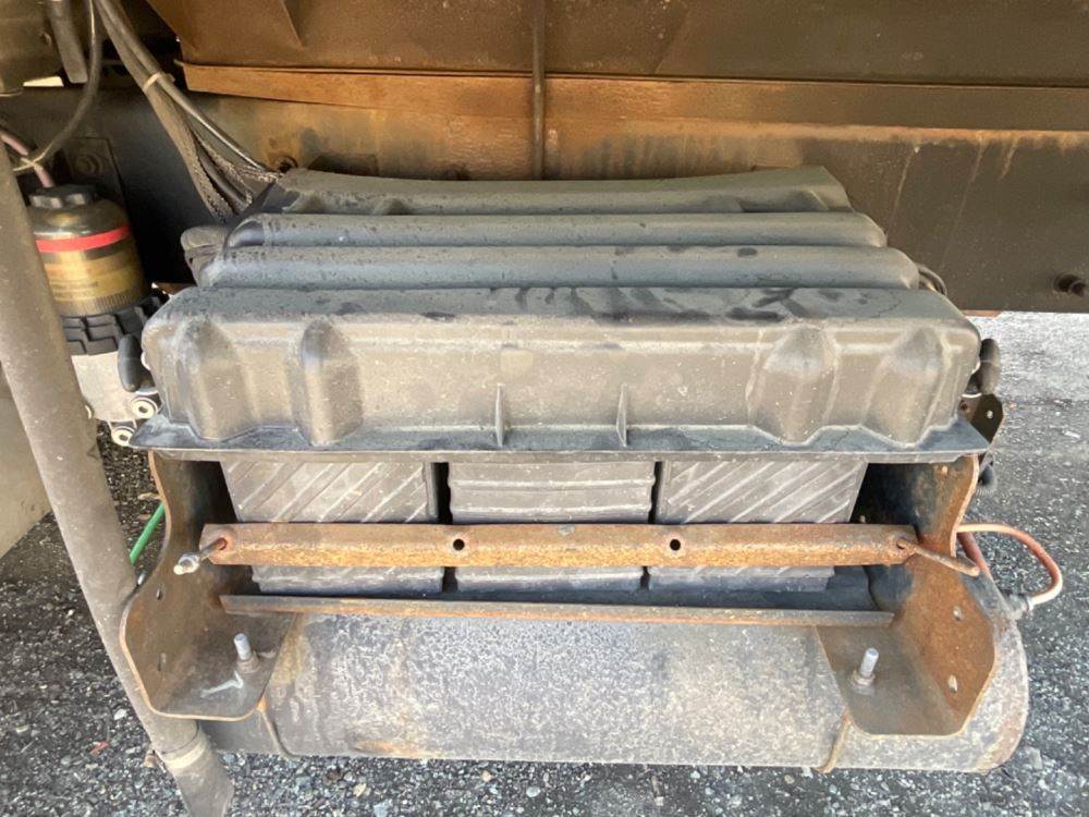 2011 International DuraStar 4300 Battery Box Cover For Sale Elkton