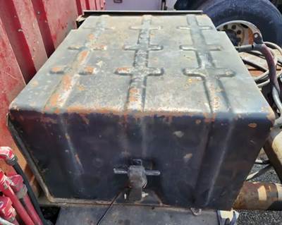 International F-1924; F-1954 Battery Box Cover