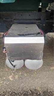 International WorkStar 7500 Battery Box Cover