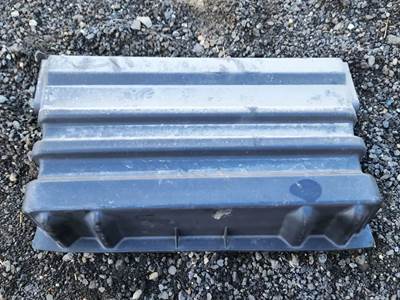 International WorkStar 7500 Battery Box Cover