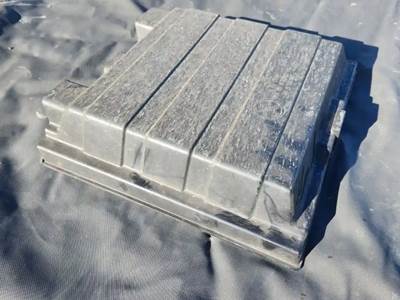 Isuzu NRR Battery Box Cover