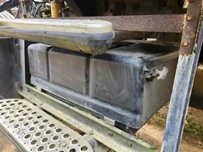 Kenworth T2000 Battery Box Cover