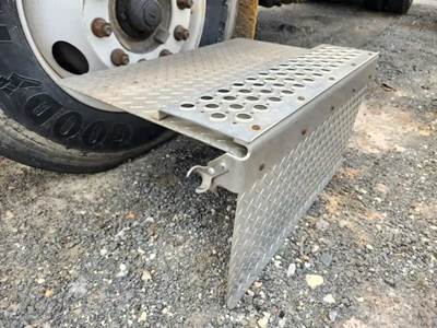 Kenworth T300 Battery Box Cover