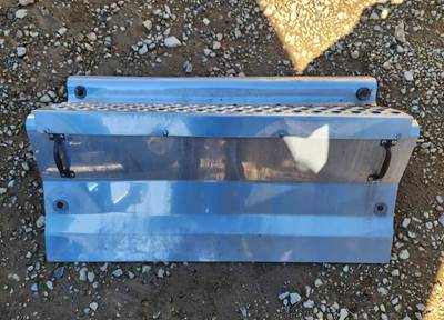 Kenworth T680 Battery Box Cover