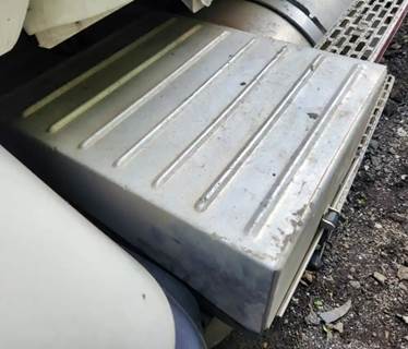 Mack Granite CV713 Battery Box Cover for a 2006 Mack CV713 Granite