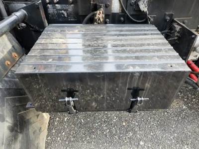 Mack MRU613 Battery Box Cover