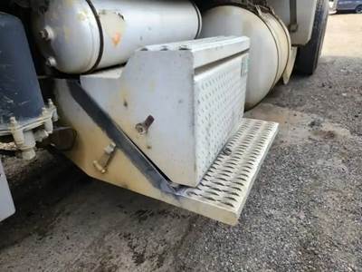 Peterbilt 357 Battery Box Cover
