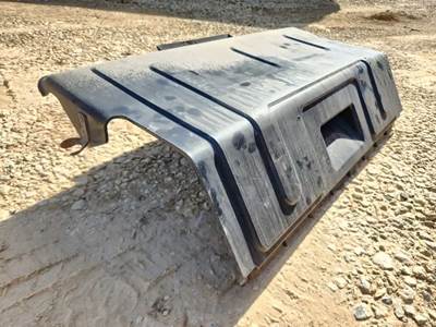 Peterbilt 579 Battery Box Cover