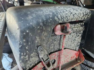 Sterling L7500 Battery Box Cover