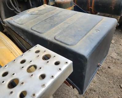 Sterling L9500 Battery Box Cover