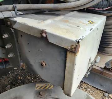 Sterling SC8000 Battery Box Cover for a 2007 Sterling SC8000 Cargo