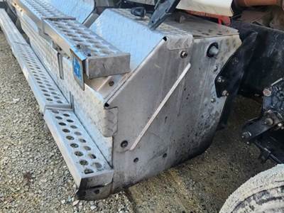 Western Star 4900FA Battery Box Cover for a 2020 Western Star 4900 FA