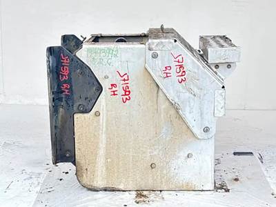 Western Star 4900FA Battery Box Cover for a 2020 Western Star 4900 FA