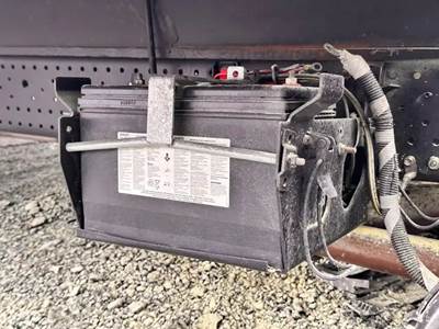 Chevrolet 4500HG Battery Box