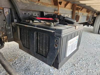 Chevrolet 5500HD Battery Box