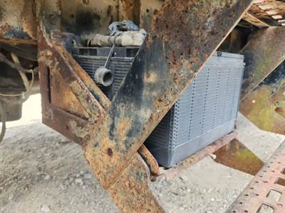 Ford F-650 Battery Box