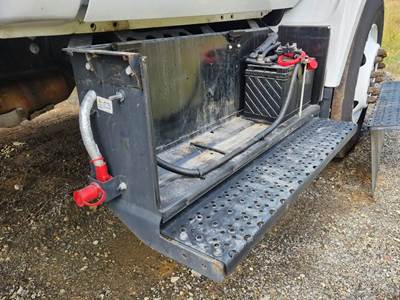 Ford F-650 Battery Box