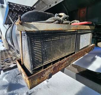 Ford F-750 Battery Box