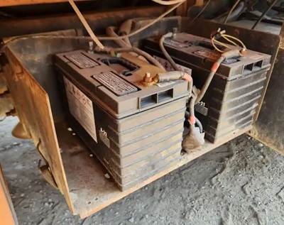 Ford LN7000 Battery Box