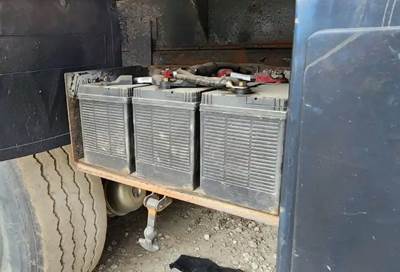 Ford LTS8000 Battery Box