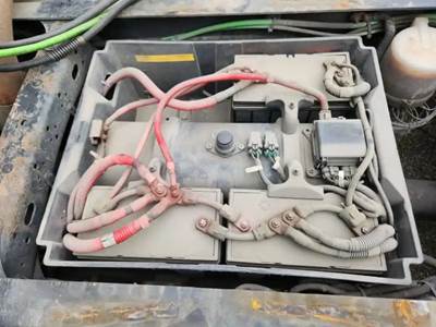 Freightliner Cascadia 113 Battery Box