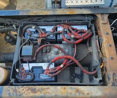 Freightliner Cascadia 113 Battery Box