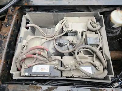 Freightliner Cascadia 113 Battery Box
