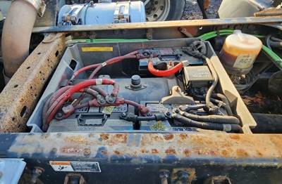 Freightliner Cascadia 113 Battery Box