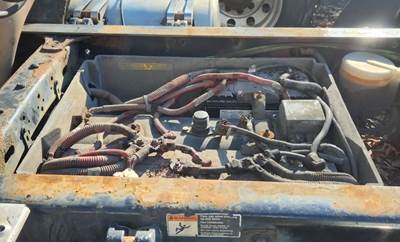 Freightliner Cascadia 113 Battery Box