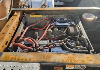 Freightliner Cascadia 113 Battery Box