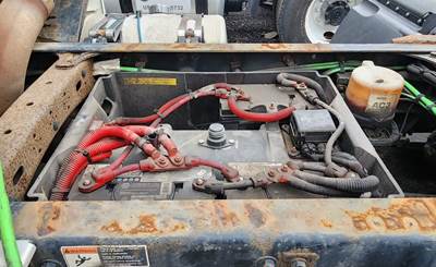 Freightliner Cascadia 113 Battery Box