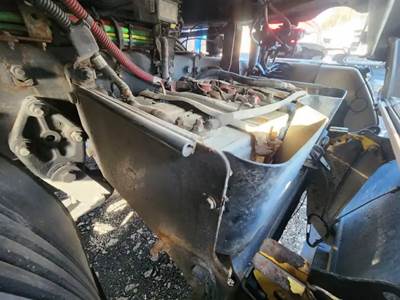 Freightliner Cascadia 113 Battery Box