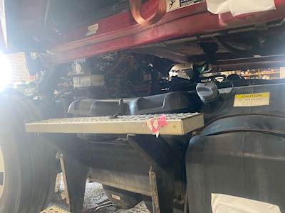 Freightliner Cascadia 125 Battery Box