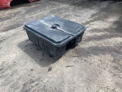 Freightliner Cascadia 125 Battery Box