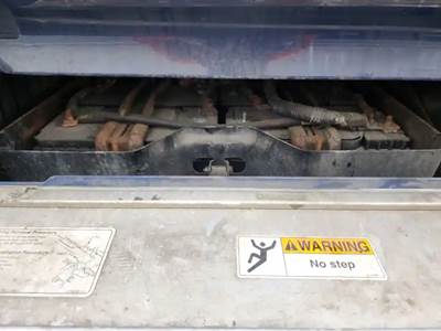 Freightliner Cascadia 125 Battery Box