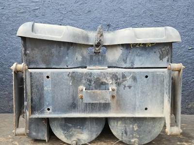 Freightliner Cascadia 125 Battery Box