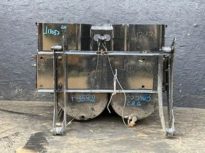 Freightliner Cascadia 125 Battery Box