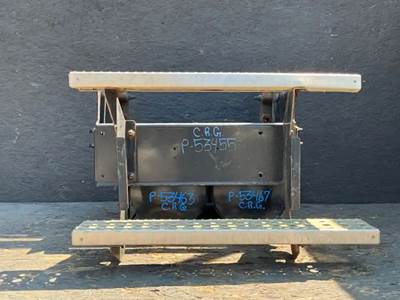 Freightliner Cascadia 125 Battery Box