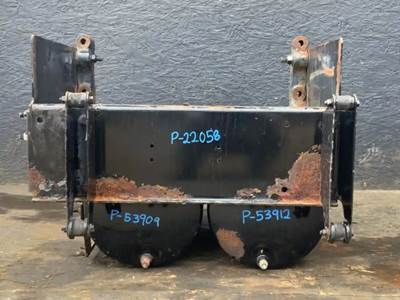 Freightliner Cascadia 125 Battery Box