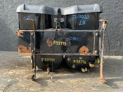 Freightliner Cascadia 125 Battery Box