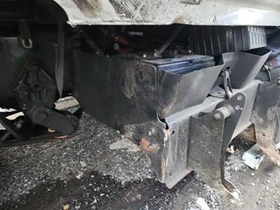 Freightliner Cascadia 125 Battery Box