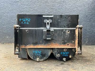 Freightliner Cascadia 125 Battery Box