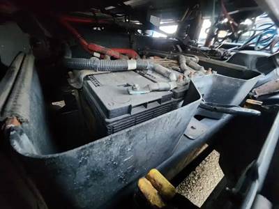 Freightliner Cascadia 125 Battery Box