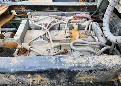 Freightliner Cascadia 125 Battery Box