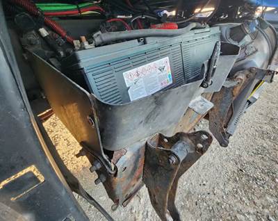 Freightliner Cascadia 125 Battery Box
