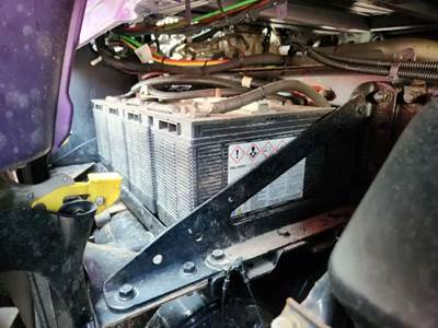 Freightliner Cascadia 126 Battery Box