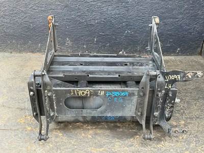 Freightliner Cascadia 126 Battery Box