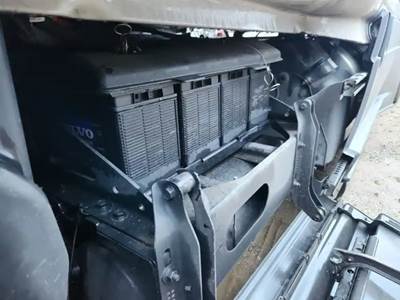 Freightliner Cascadia 126 Battery Box