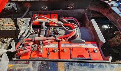 Freightliner Cascadia 126 Battery Box