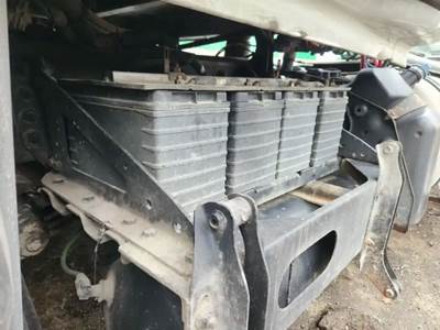 Freightliner Cascadia 126 Battery Box